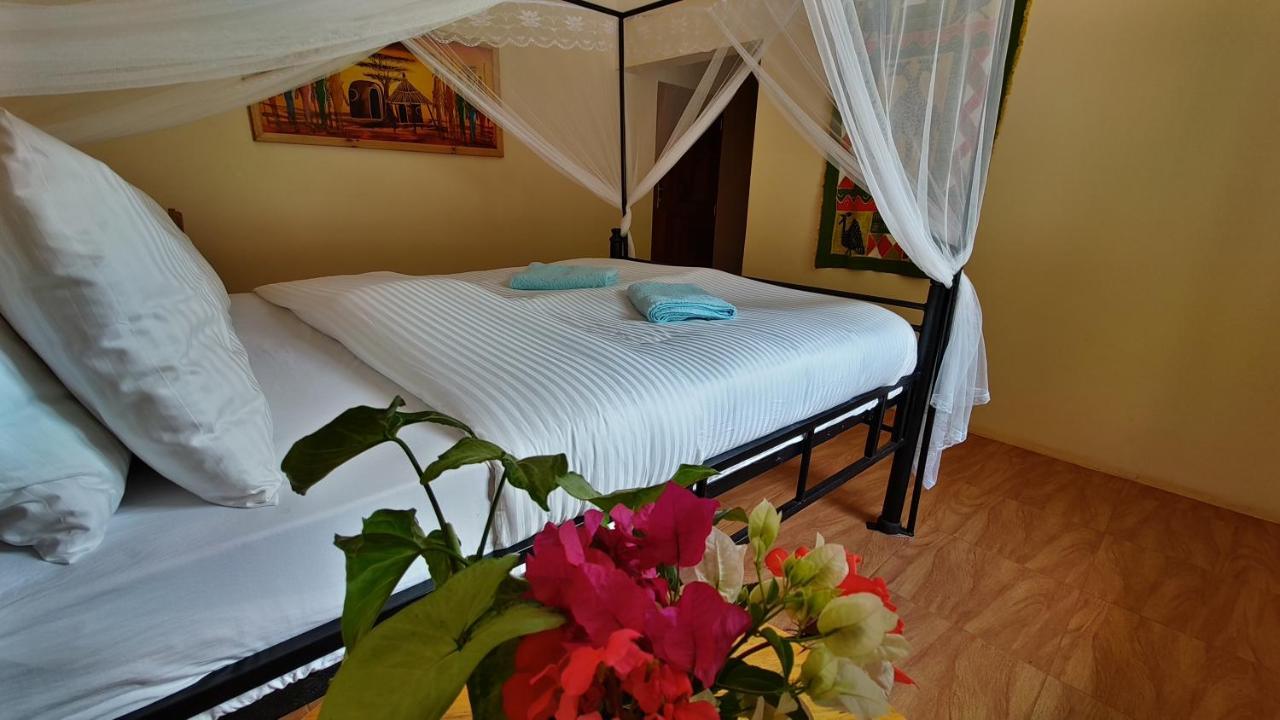 Tanzanice Farm Lodge Карату Екстер'єр фото