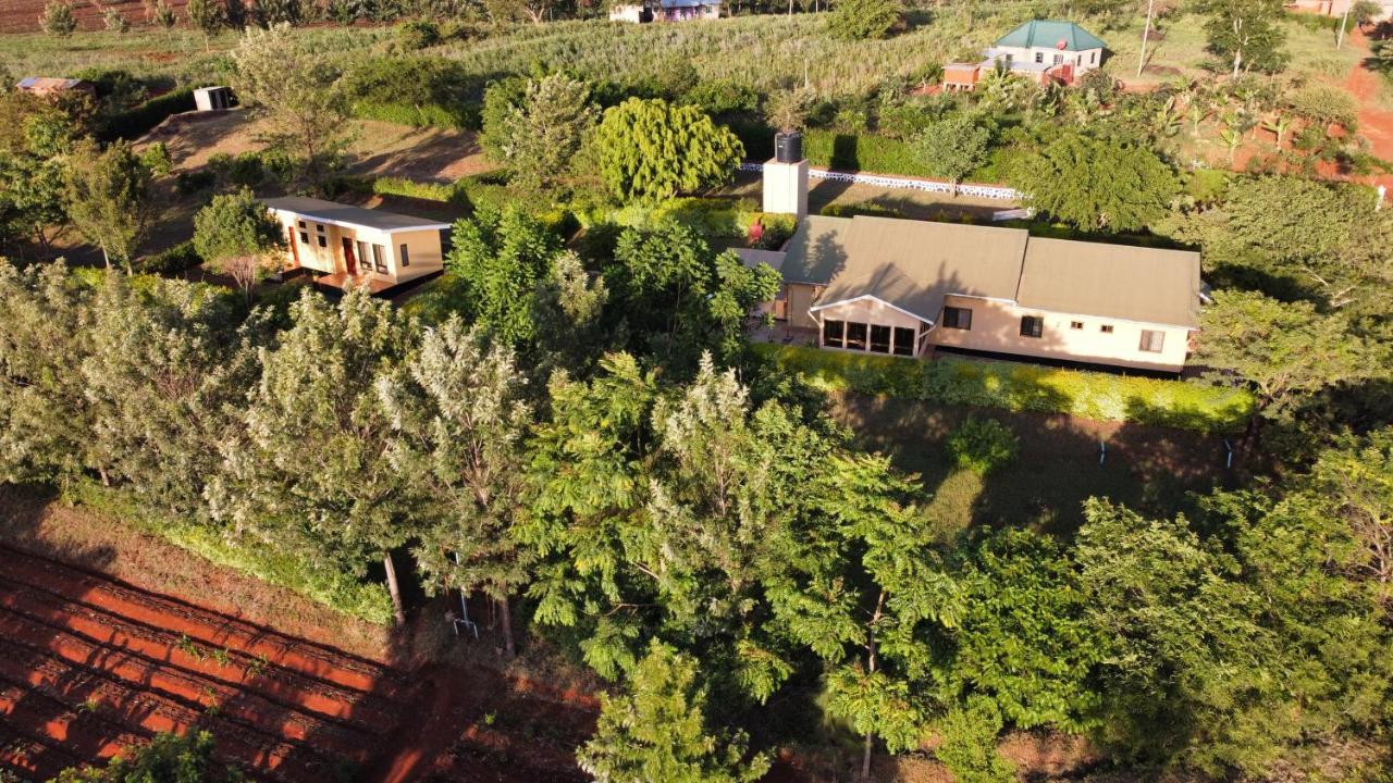 Tanzanice Farm Lodge Карату Екстер'єр фото